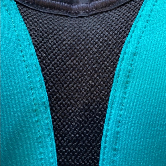 Soma Sports Bra Green and Black 34B - Picture 7 of 7